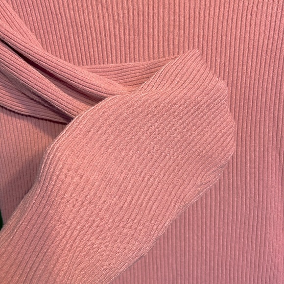 Urban M/S Lilac Turtleneck Stretchy Long Sleeve Plain Design - Picture 5 of 7